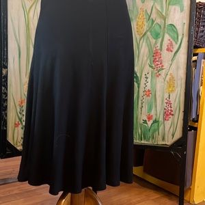 AnnTaylor elastic waist stretchy midi swing skirt, black